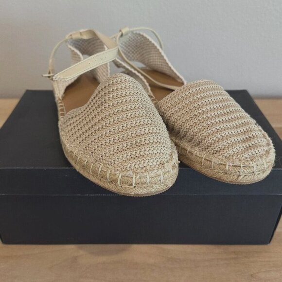 NEW Splendid Women's 7.5 M Jean Style Espadrille Flat Closed Toe Sandal Shoes - Picture 3 of 4